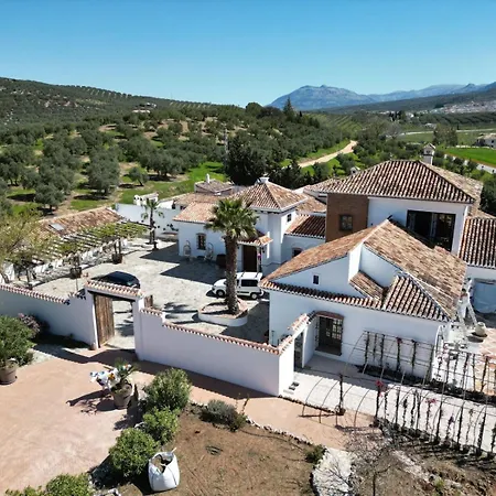 New! Your Ultimate Luxury With 11br, Pool, Jacuzzi, Gym And Sauna Just 30 Minutes From Malaga! Villa