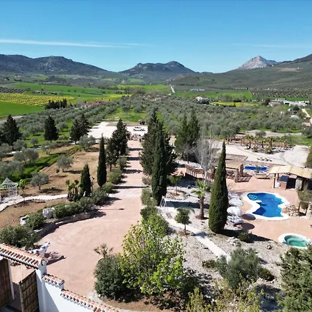 Villa New! Your Ultimate Luxury With 11br, Pool, Jacuzzi, Gym And Sauna Just 30 Minutes From Malaga!