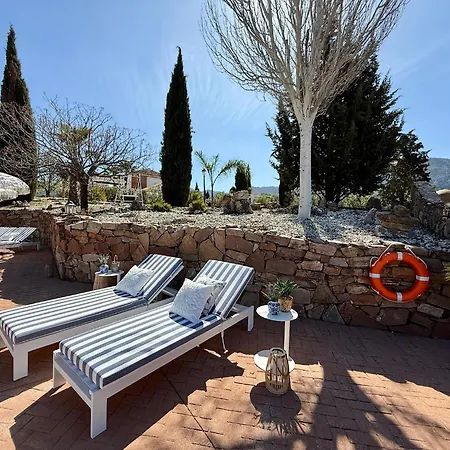 Villa New! Your Ultimate Luxury With 11br, Pool, Jacuzzi, Gym And Sauna Just 30 Minutes From Malaga!