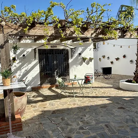 New! Your Ultimate Luxury With 11br, Pool, Jacuzzi, Gym And Sauna Just 30 Minutes From Malaga! *